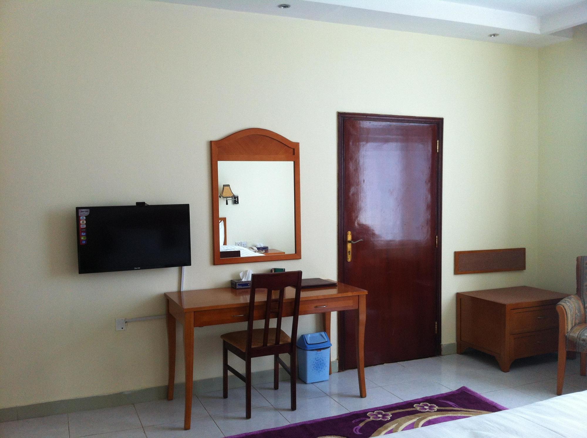 Oyo 366 Waves Hotel Ajman Extérieur photo