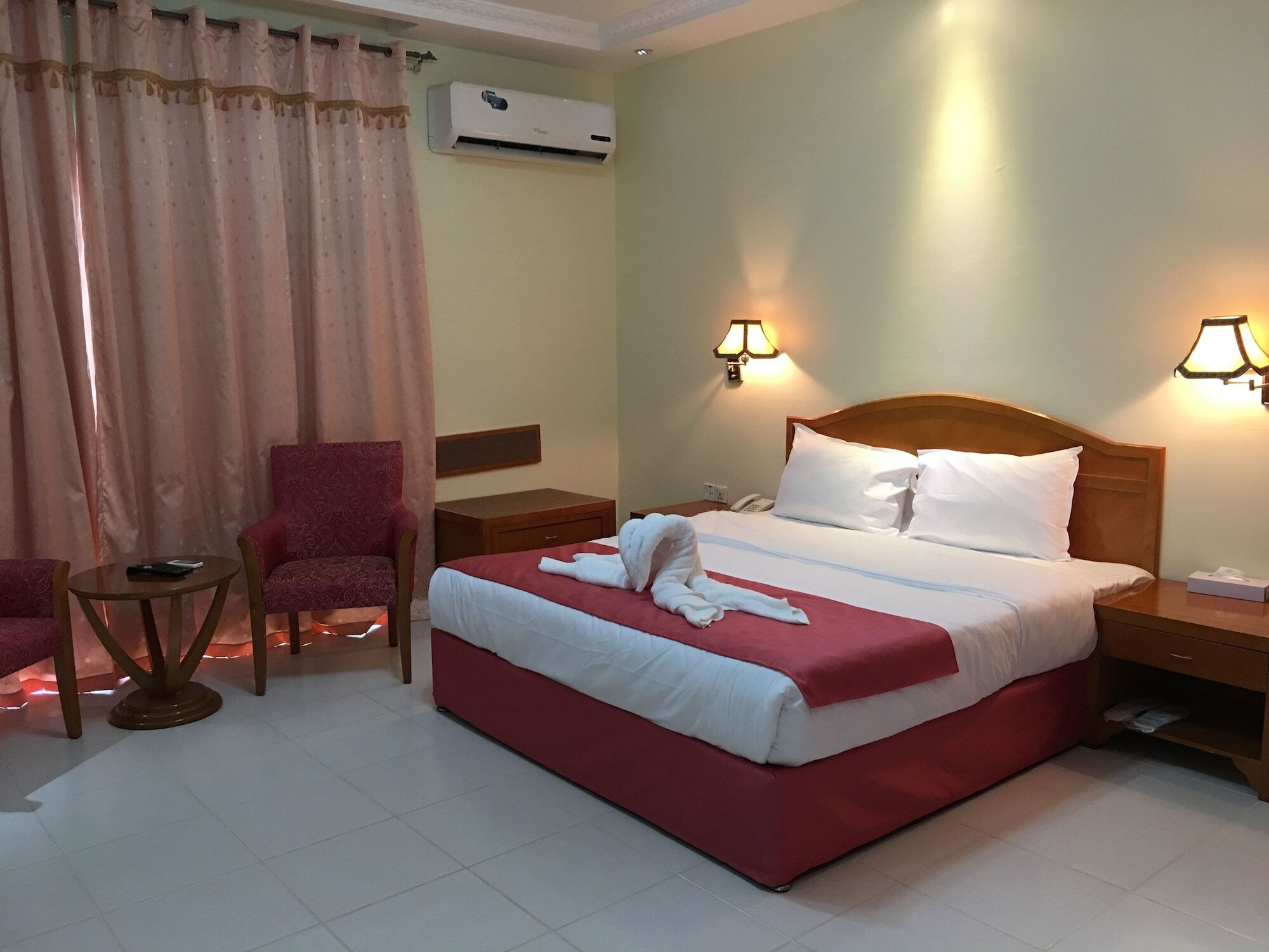 Oyo 366 Waves Hotel Ajman Extérieur photo