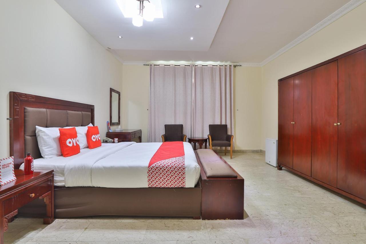 Oyo 366 Waves Hotel Ajman Extérieur photo