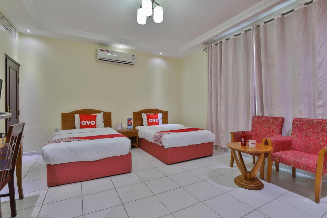Oyo 366 Waves Hotel Ajman Extérieur photo