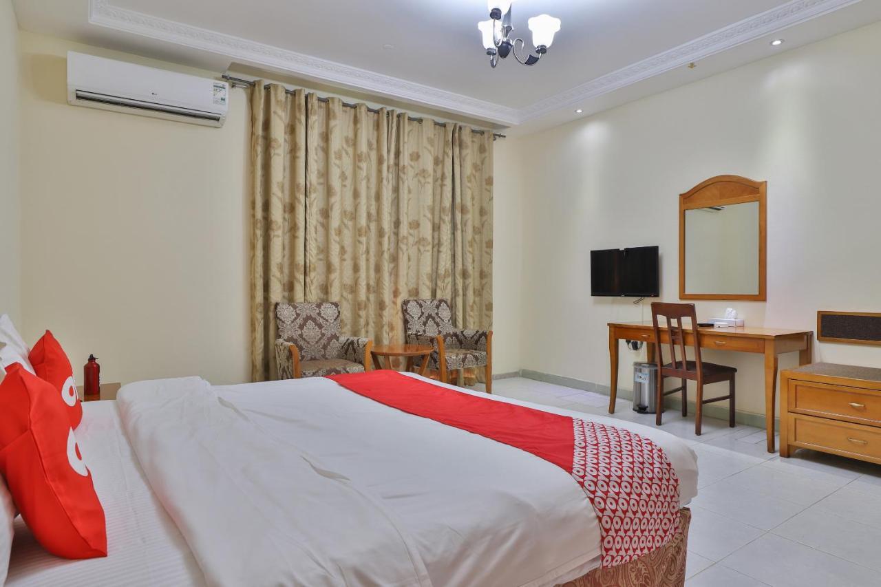 Oyo 366 Waves Hotel Ajman Extérieur photo